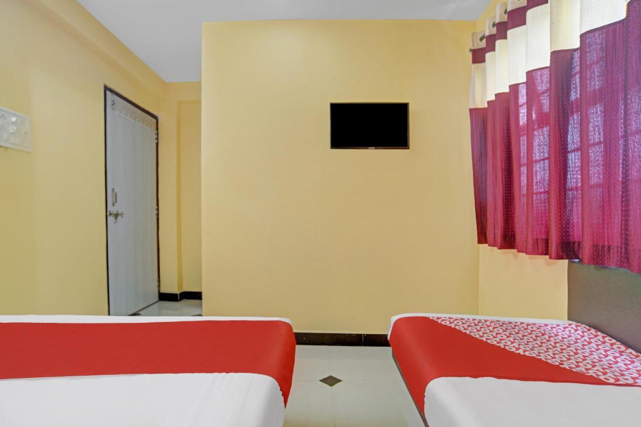 Oyo 79454 Shree Laxmi Palace Hotell Ujjain Eksteriør bilde