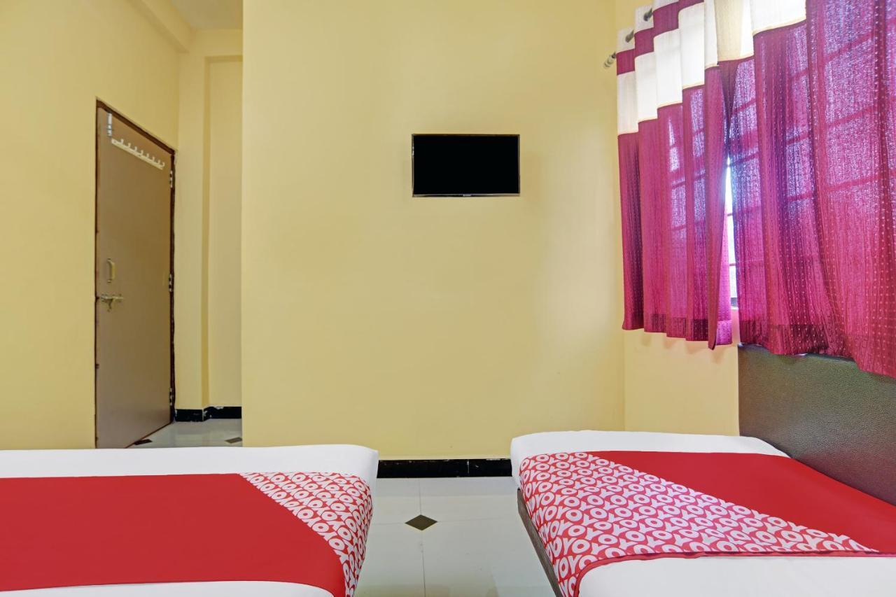 Oyo 79454 Shree Laxmi Palace Hotell Ujjain Eksteriør bilde