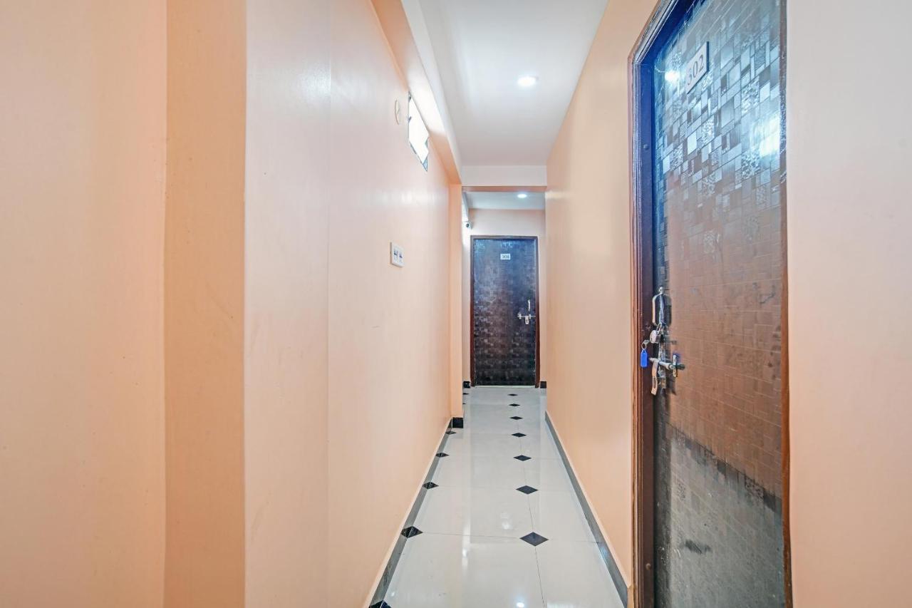 Oyo 79454 Shree Laxmi Palace Hotell Ujjain Eksteriør bilde